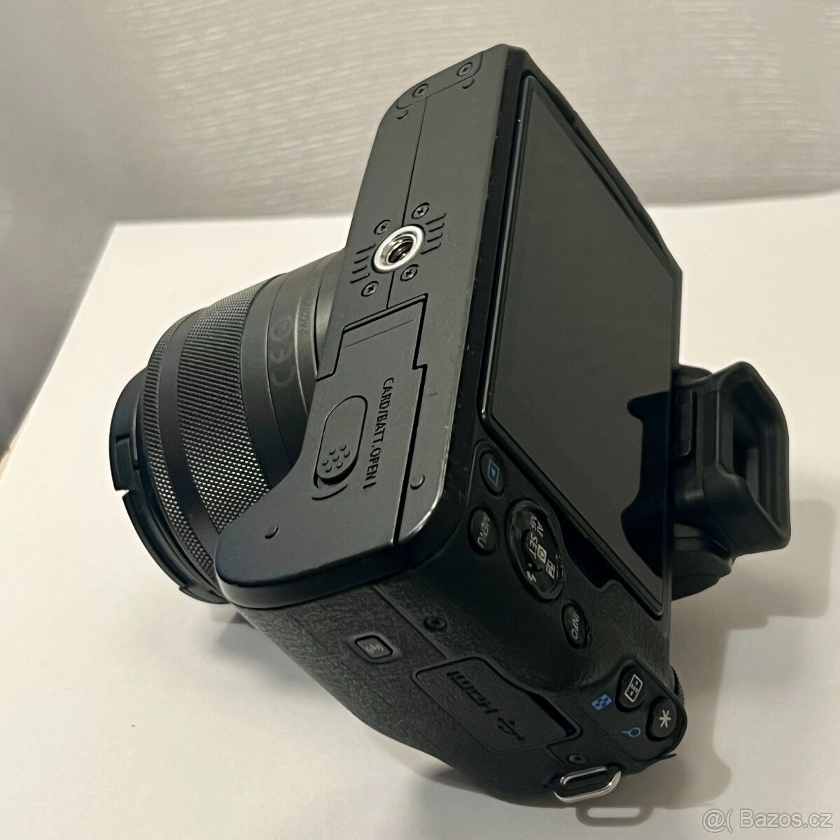 Canon EOS M50 + setový objektiv - 7