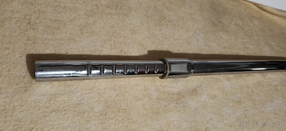 Teleskopická tyč k vysavači - 7