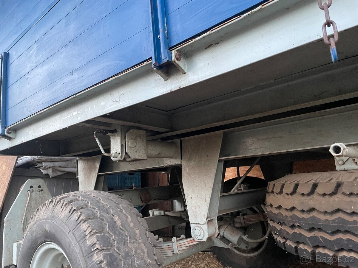 Traktorový vlek 8t - 7