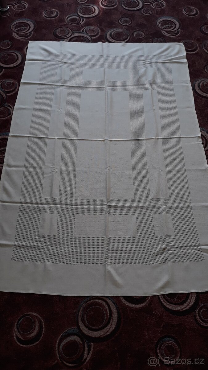 Ubrus 2ks, krajkové dečky 3ks, oválné prostírání 3ks - 7