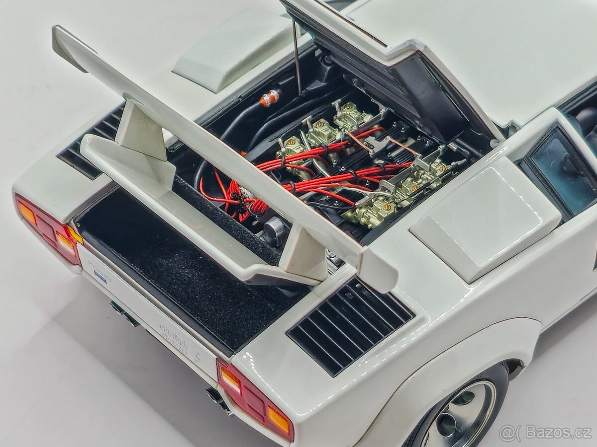 Lamborghini Countach 5000s 1:18 Autoart - 7