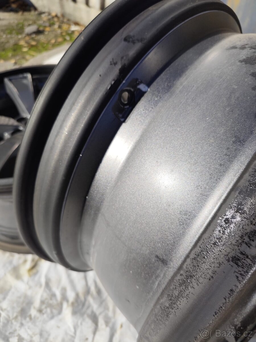 R21 VW AUDI 9.5Jx21 ET31 5x112 - 7