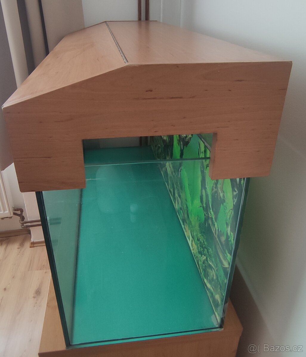 Akvárium - terárium . - 7