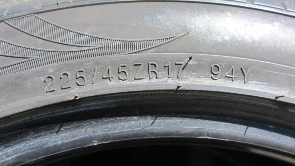 Letní pneu 225/45/17 Kumho - 7