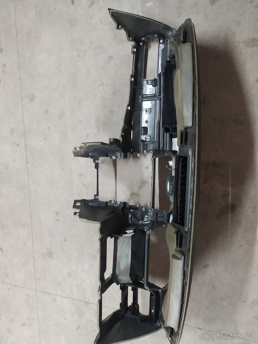 BMW E60/E61 palubní deska z 535d 200kw - 7