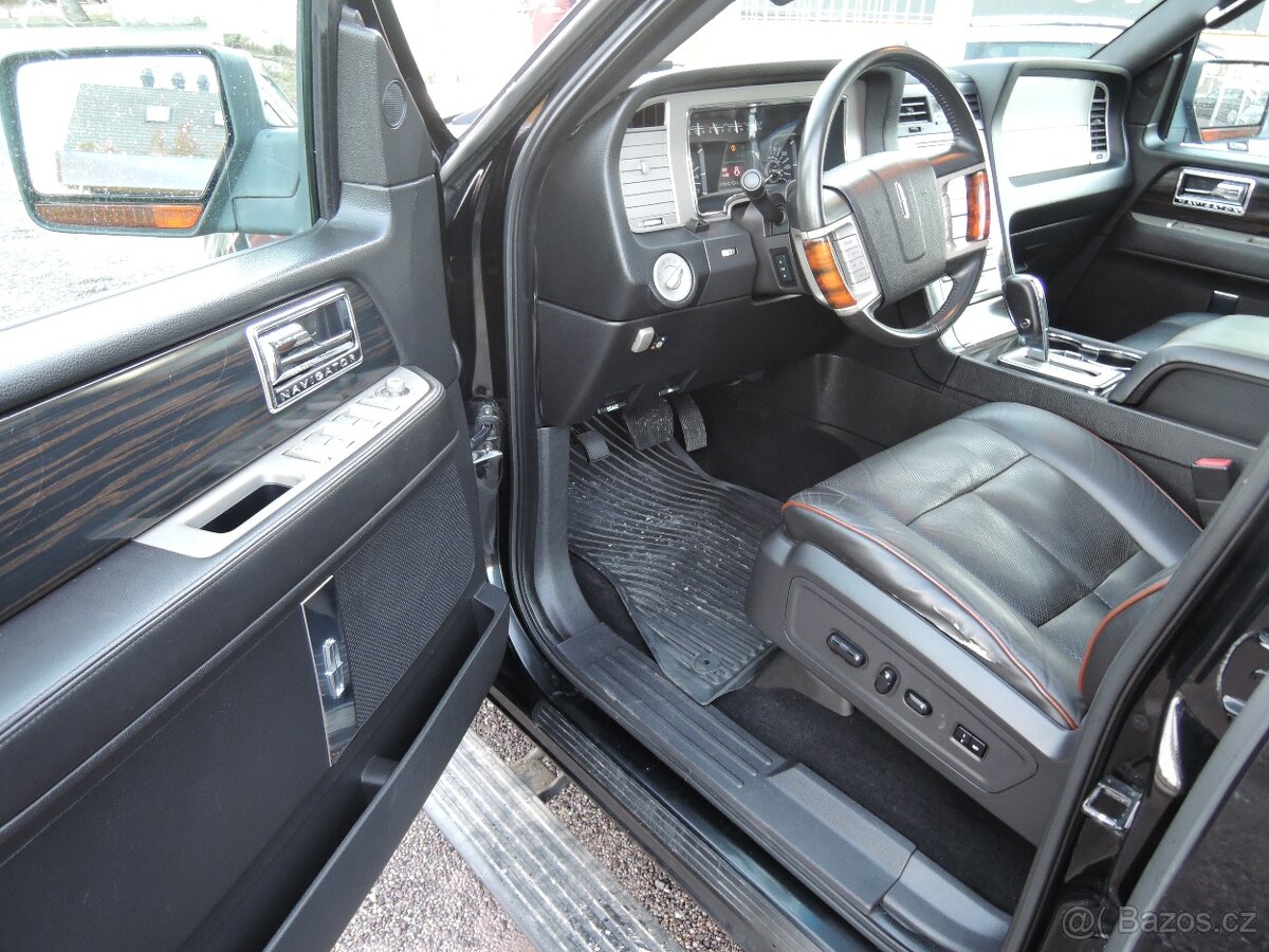 Lincoln Navigator 5,4i V8 24V Aut. LPG 7.míst 2007 - 7