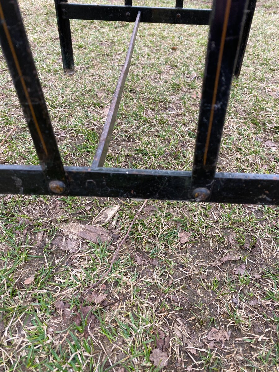 stolek stůl odkládací stolek pod vánoční stromek stromeček - 7