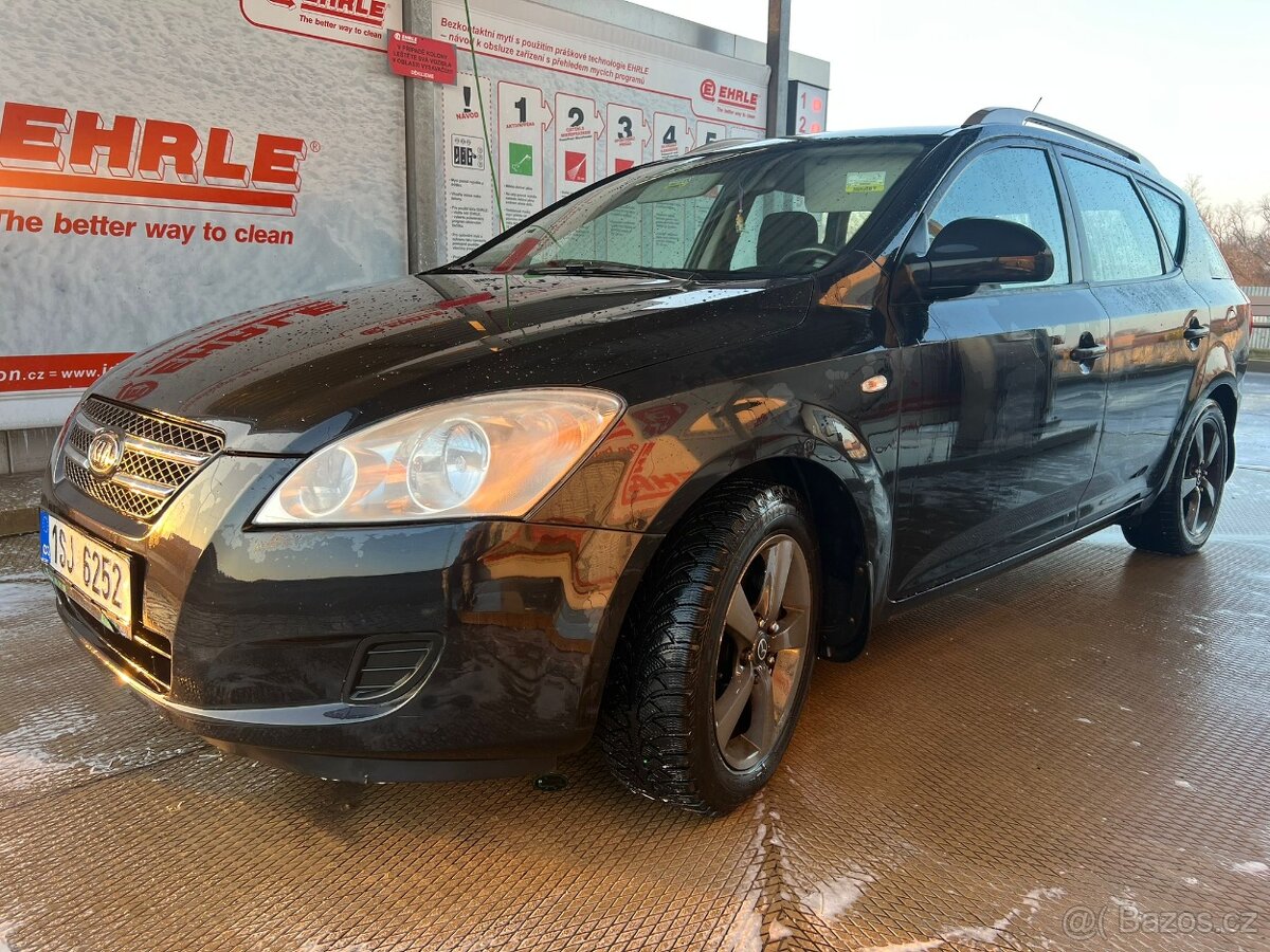 Kia Ceed 1.4i + LPG. Rok 2010. Tempomat. Klima - 7