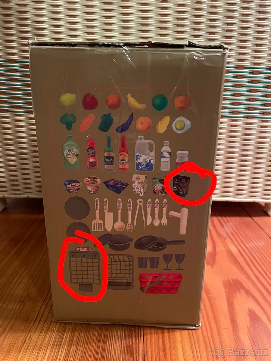 Dětská kuchyňka skoro nová - 7