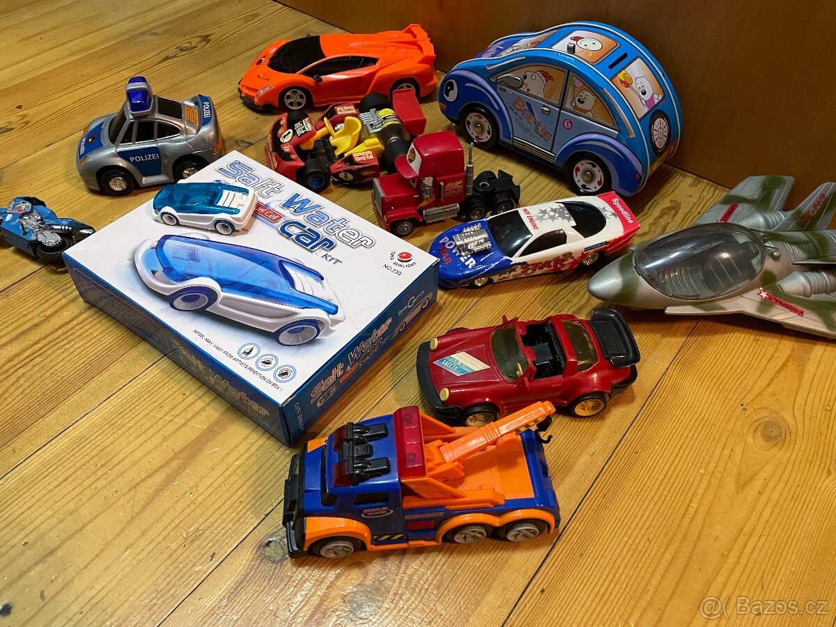 Set autíček - hračky - 7