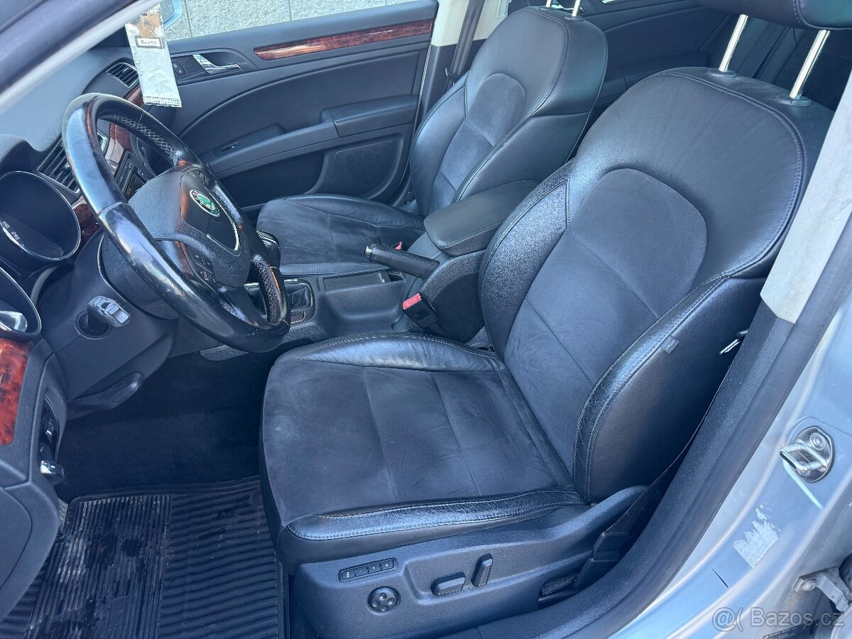 Škoda Superb Combi 2.0 TDI 125kw 11/2011 / NAVI / PANORAMA - 7