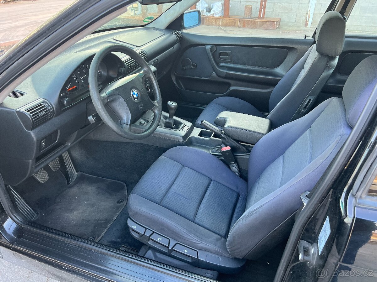 BMW E36 Compact 316i SCHWARZ II - 7