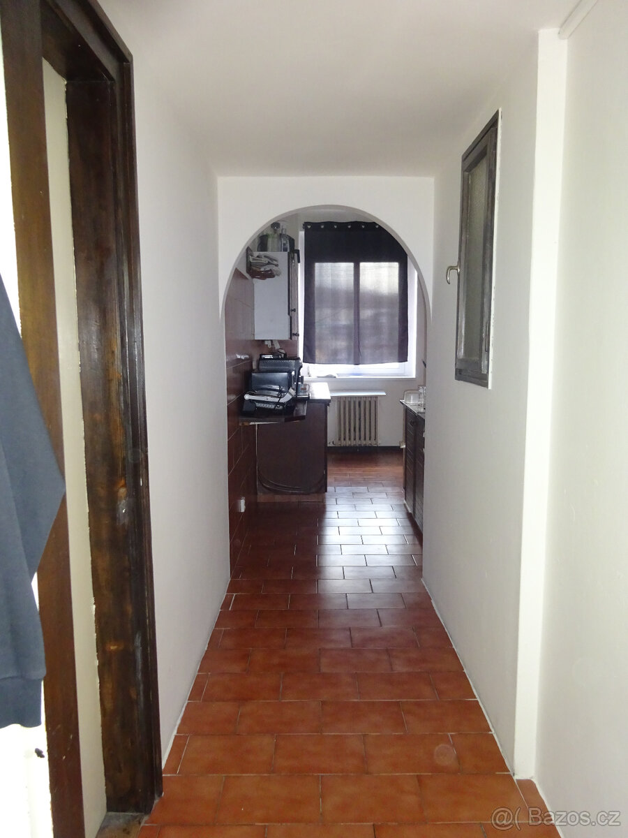 Pronájem 3+1 v centru Liberce - 7