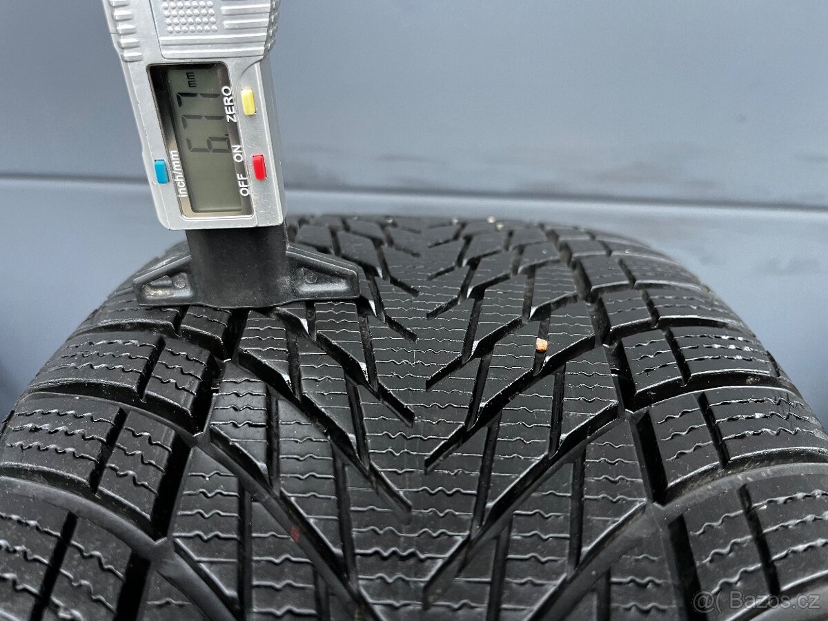 Zimní originál Škoda Superb 235/40 r19 Goodyear - 7