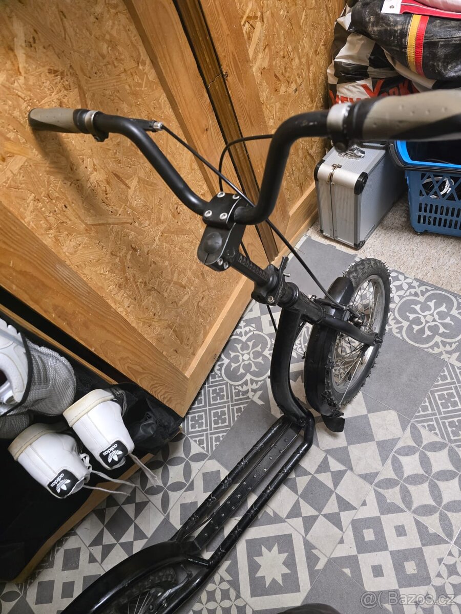 Koloběžka Kostka City - 7