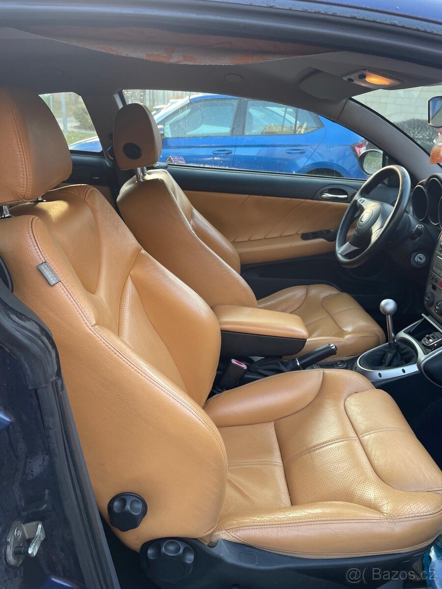 Alfa Romeo GT (937) 2.0 JTS, 122 kW – 2004 - 7