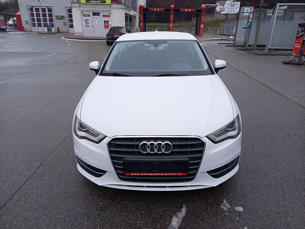 Audi A3, 1,6Tdi digiklima+navi+alu.kola - 7