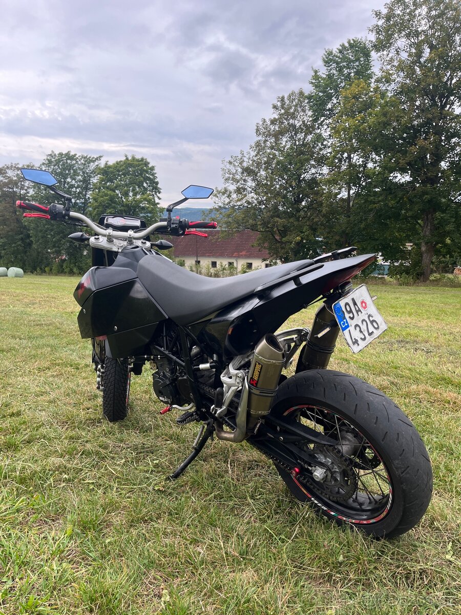 KTM 690 SUPERMOTO - 7
