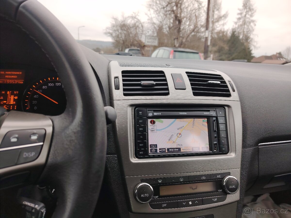 Toyota Avensis - 7