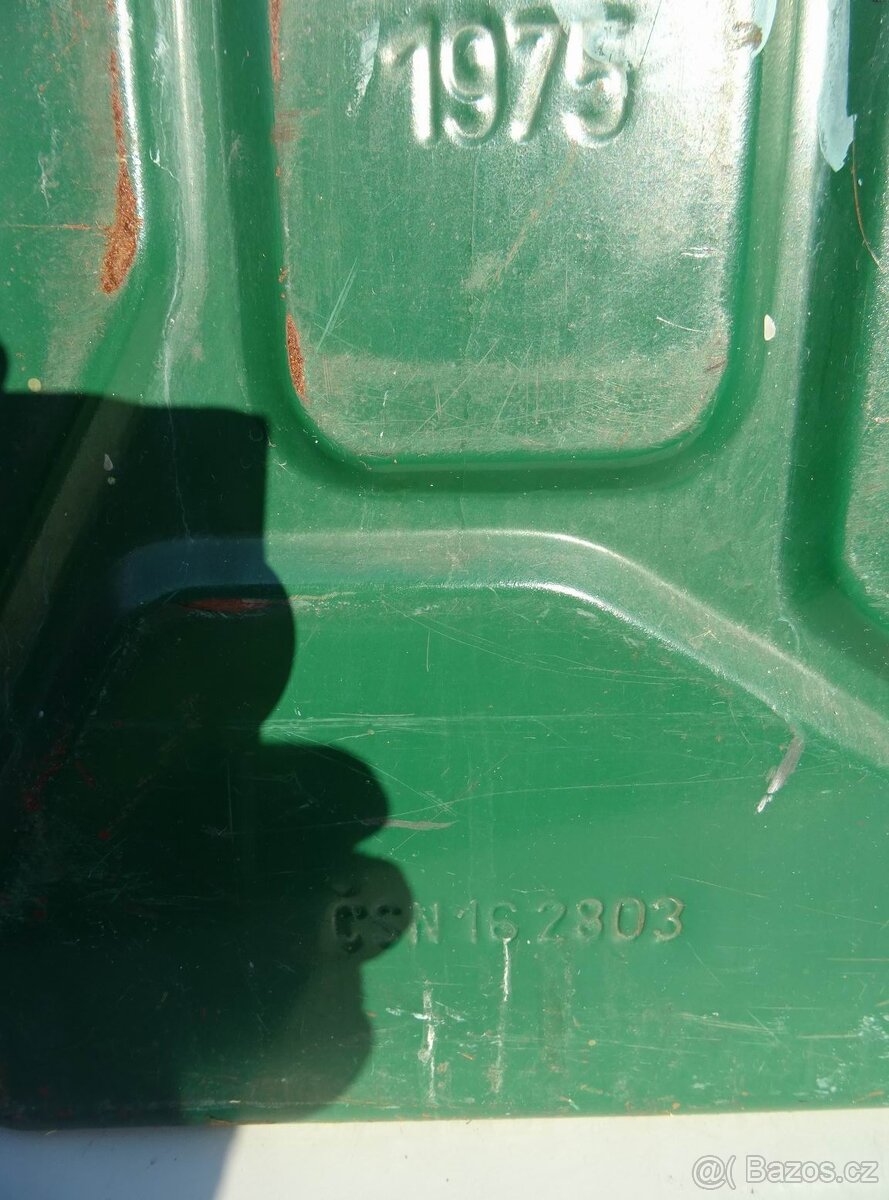 Kanistry 20 litrů , plechové .. - 7