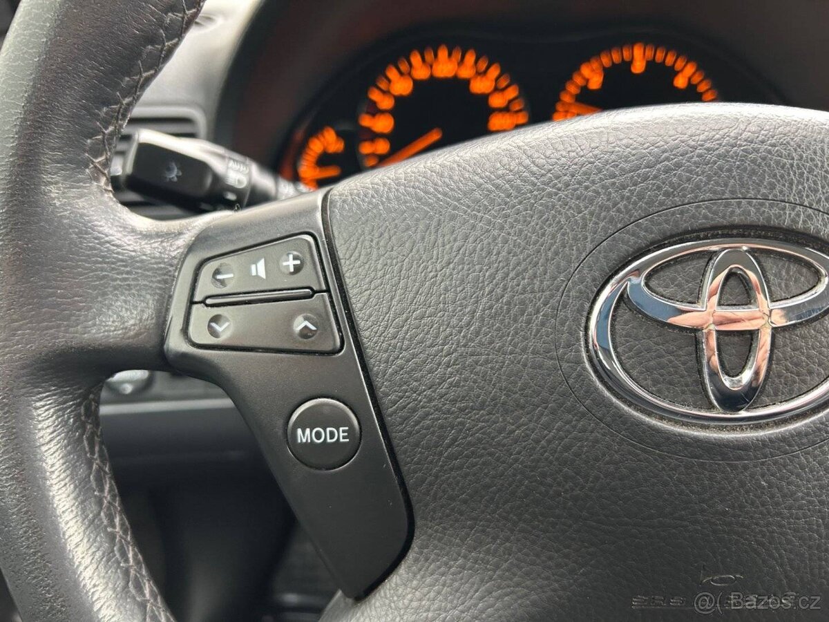 Toyota Avensis, 2.2 D-4D 110 kW/AUTOKLIMA - 7