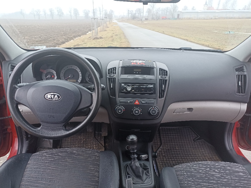 Prodej os. automobilu Kia Ceed - 7