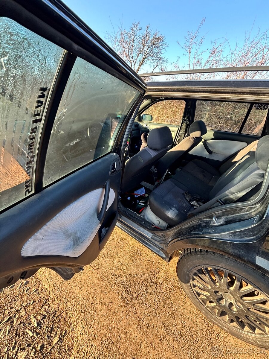 Škoda octavia 1 combi rs díly z vozu - 7