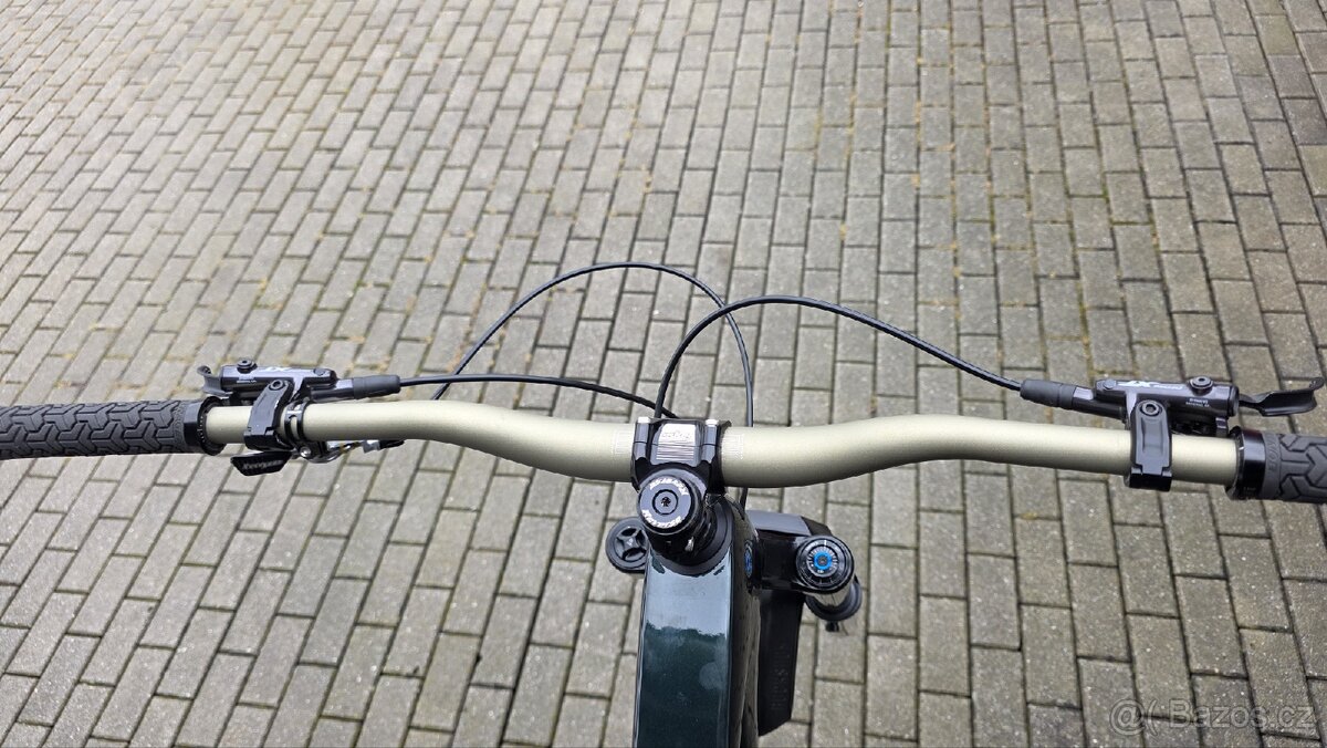 Trek slash gen6 L - 7