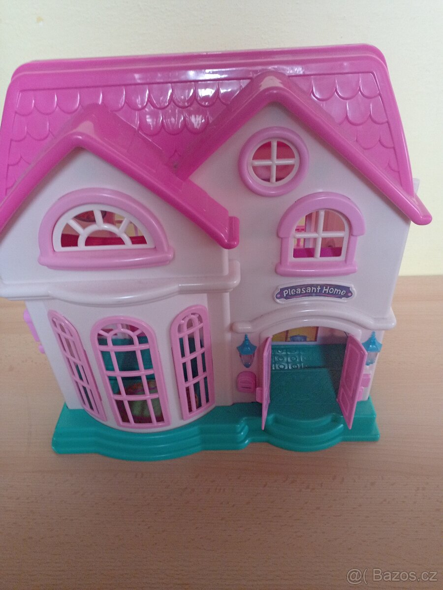 Plastový domeček pro panenky - 7
