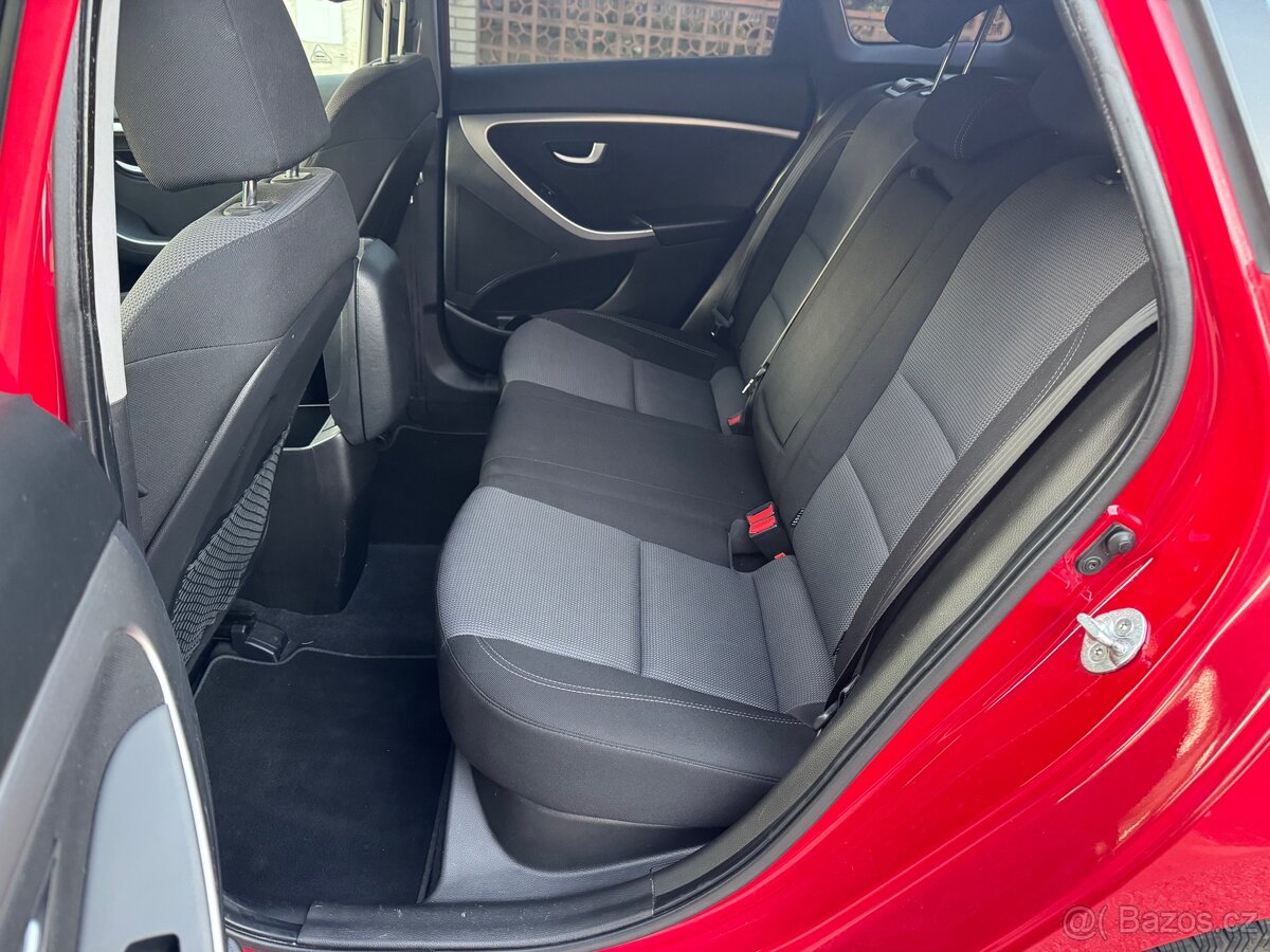 Hyundai i30 automat - 7