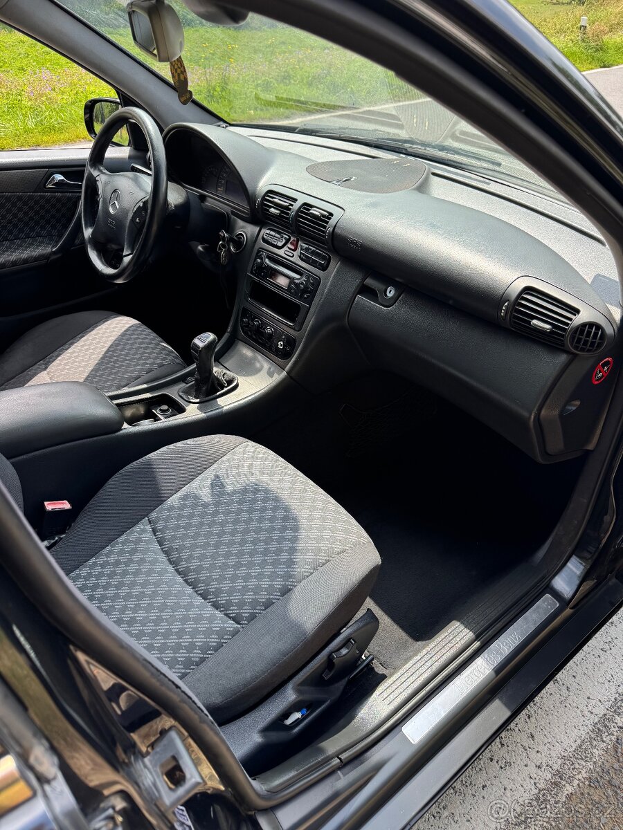 Mercedes-Benz c200 - 7