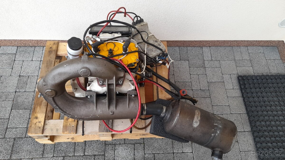Rychlostní loď Acquaviva Pergis Sport + motor Johnson + vlek - 7