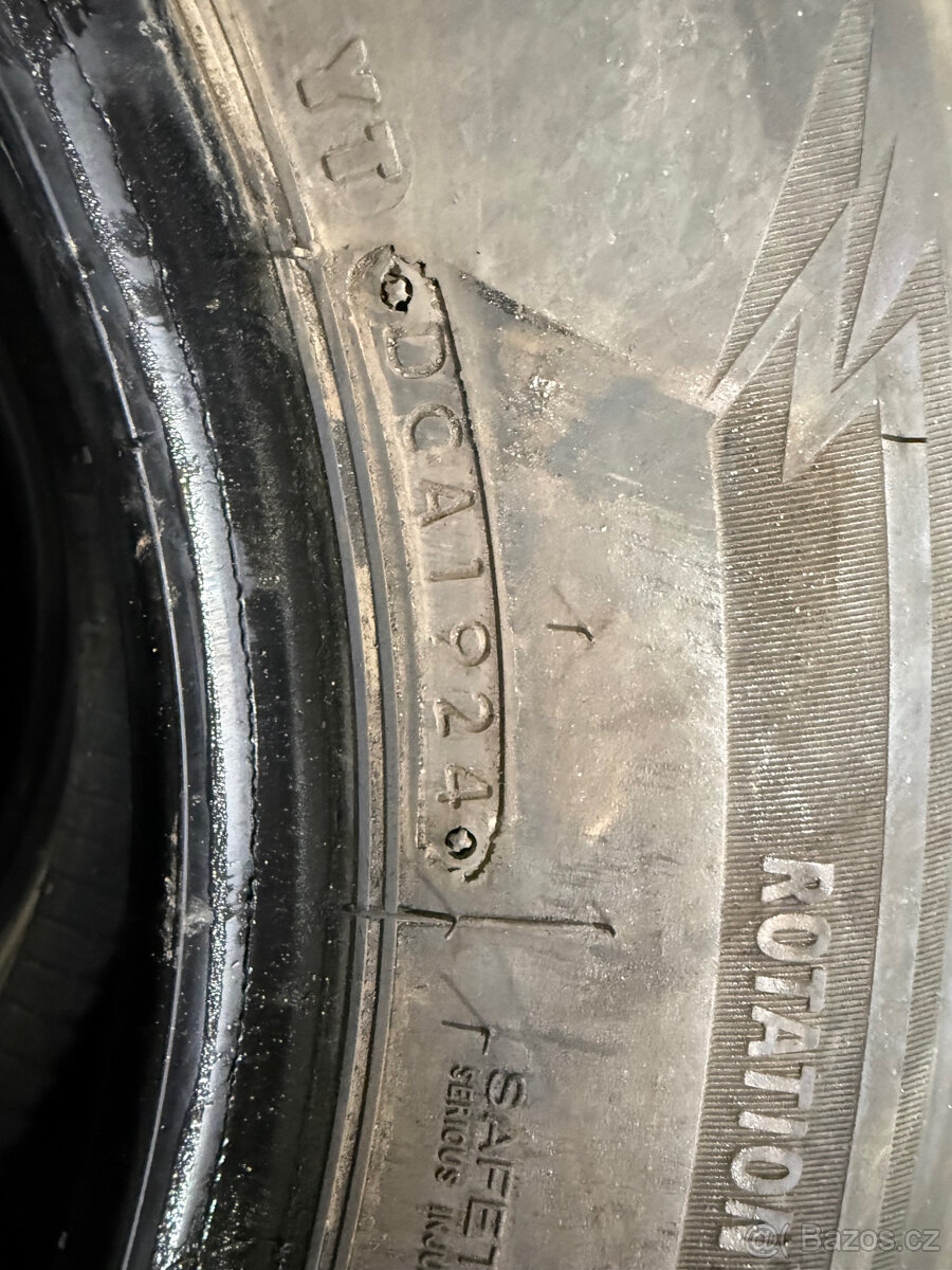 Sada pneu Bridgestone Blizzak DM-V3, 205/70/15 - 7
