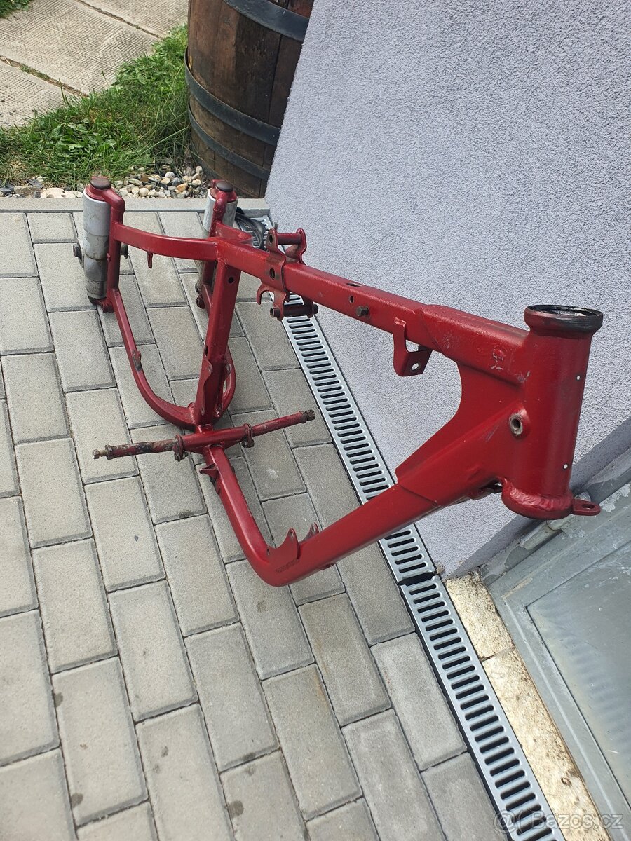 Jawa Pérák - 7