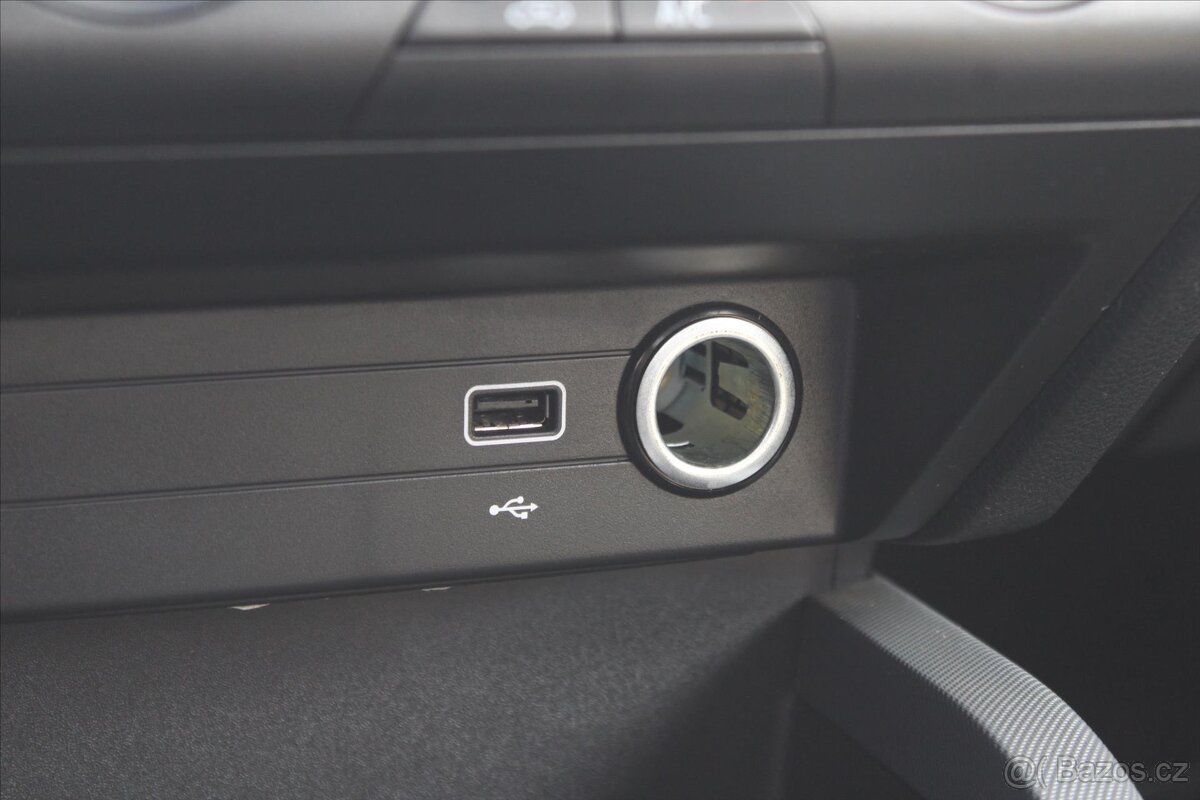 Škoda Fabia 1.0 TSI 70kW 1.MAJITEL DPH ČR (2021) - 7