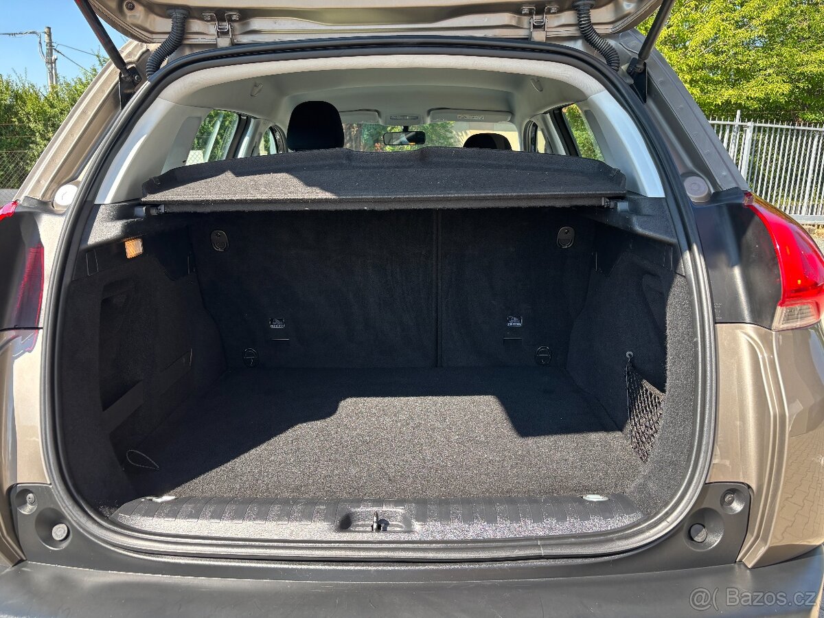 Peugeot 2008 1.2i 60kw, nová TK do 06/2027 - 7