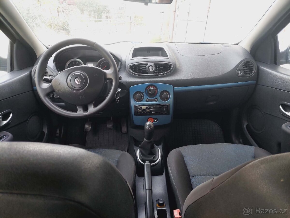 Renault Clio III - 7