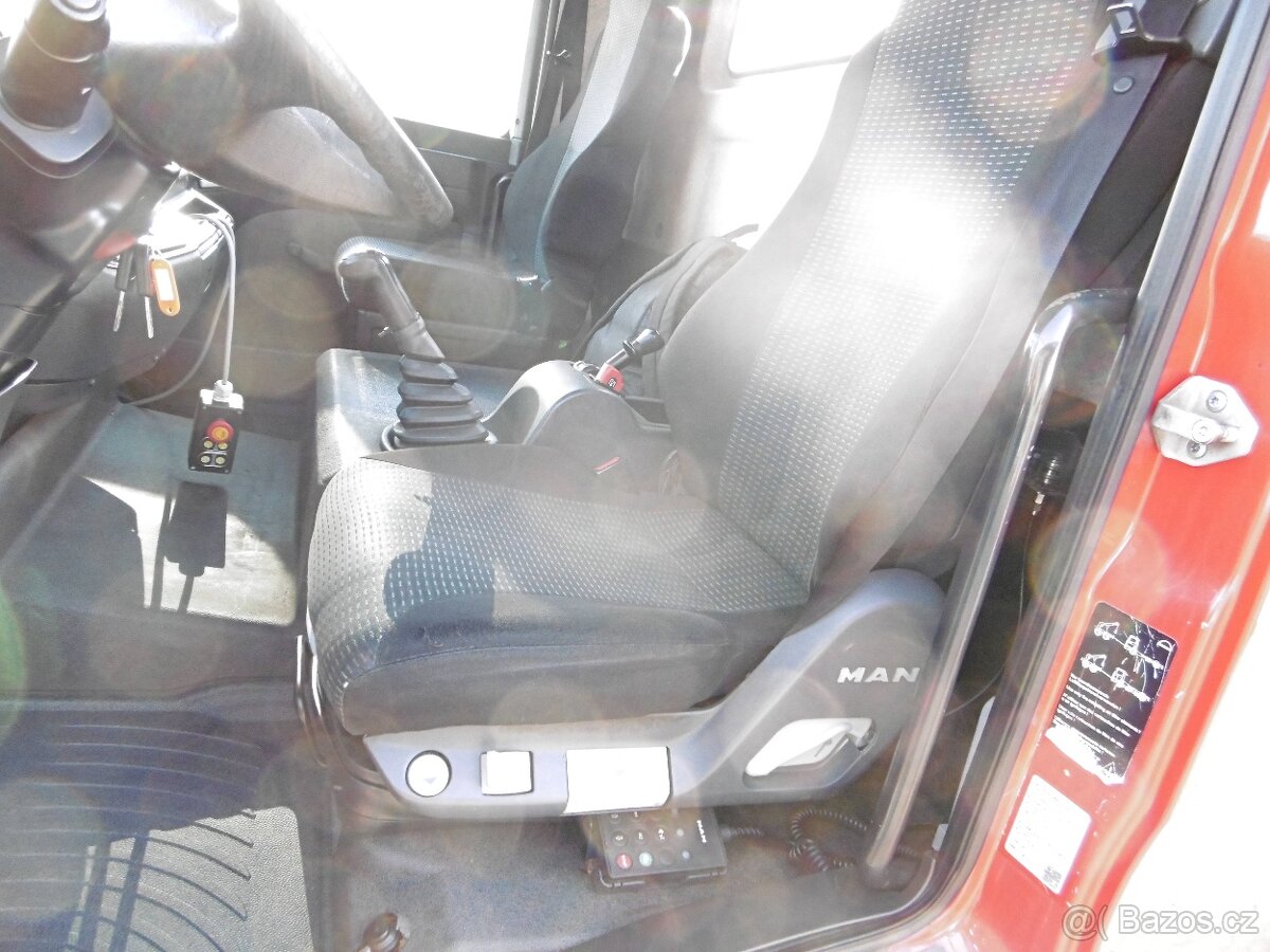 MAN TGL 12.180 nový 6t hákový nosič - 7