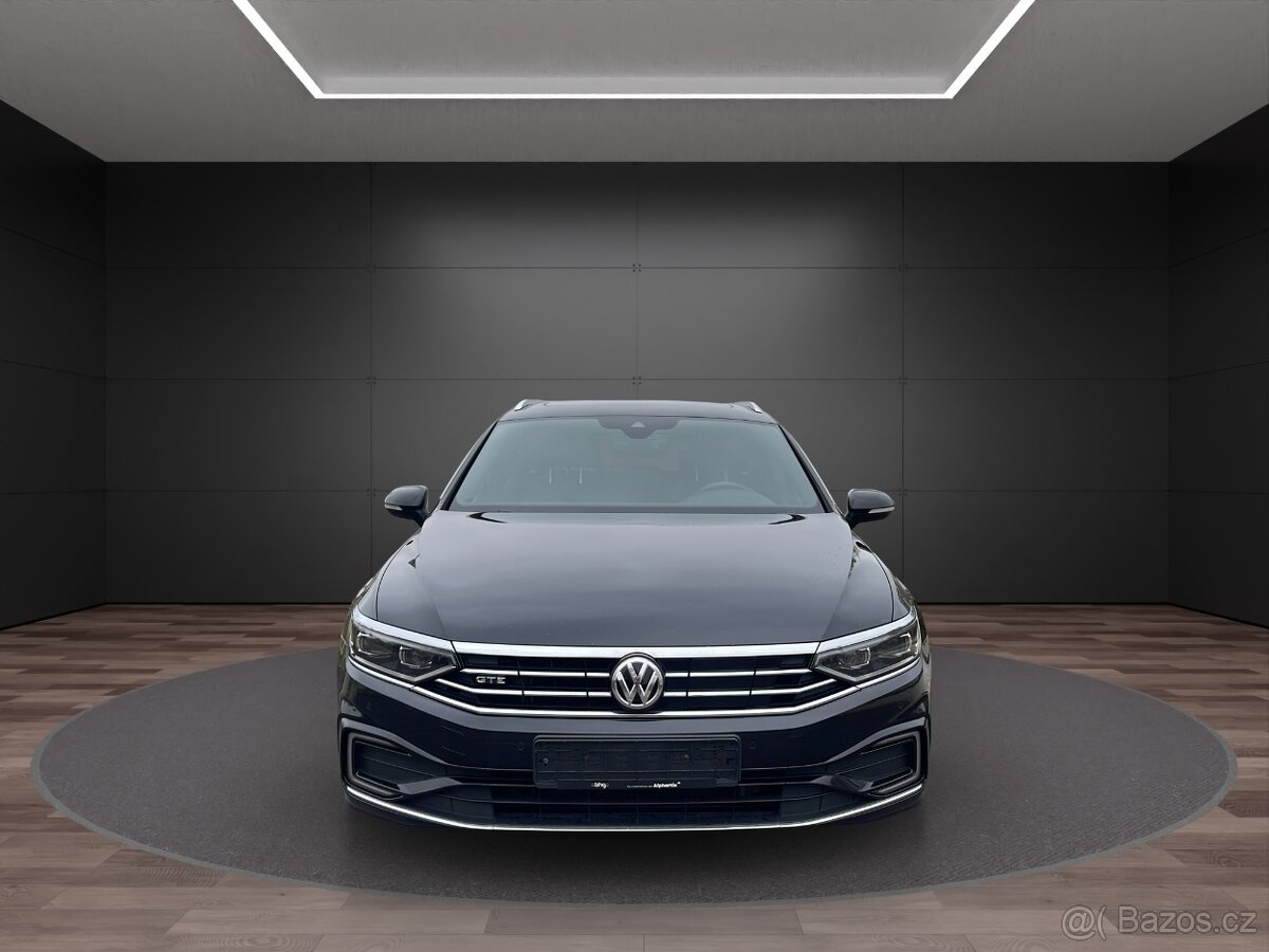 Volkswagen Passat B8 GTE, PHEV, DPH, bohatá výbava,SOH 89.2% - 7