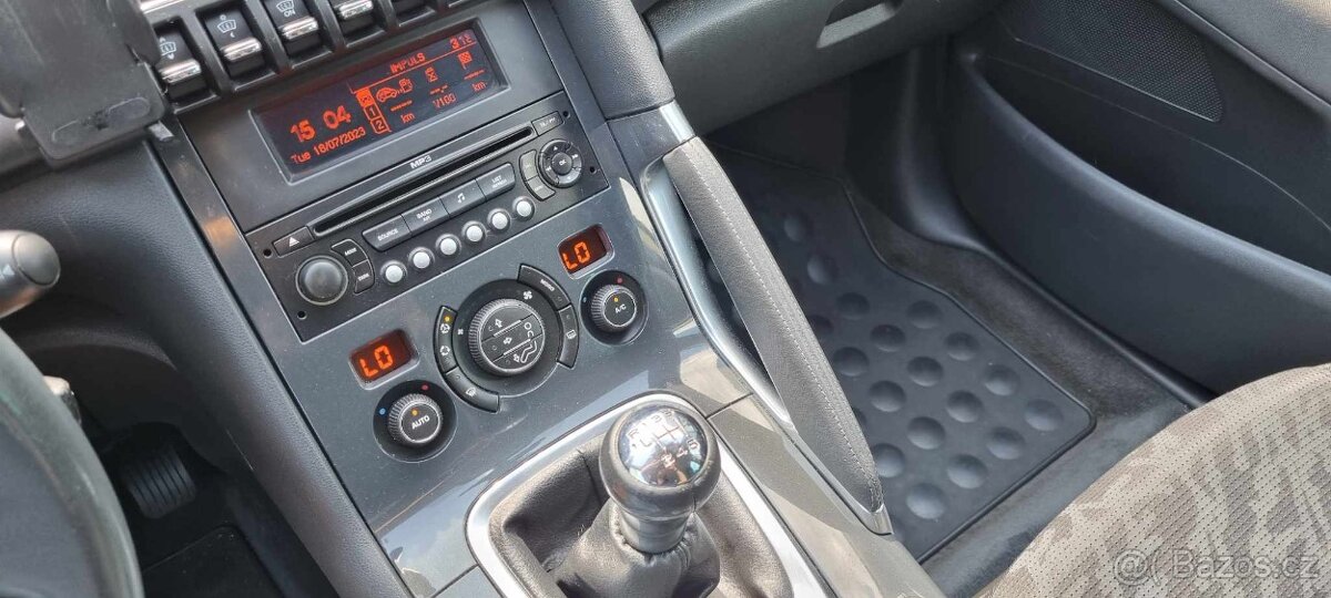 PEUGEOT 3008 1.6i TURBO 110KW R.V.2009 - 7