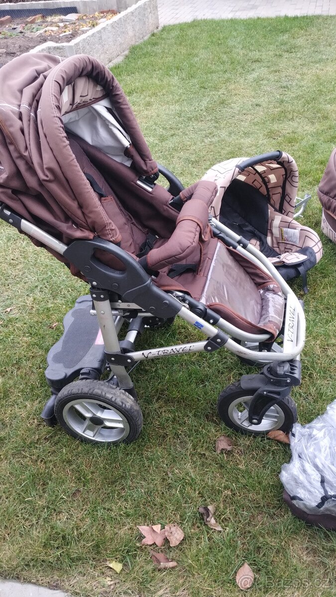 Prodám kočárek V-travel, po dvou dětech - 7
