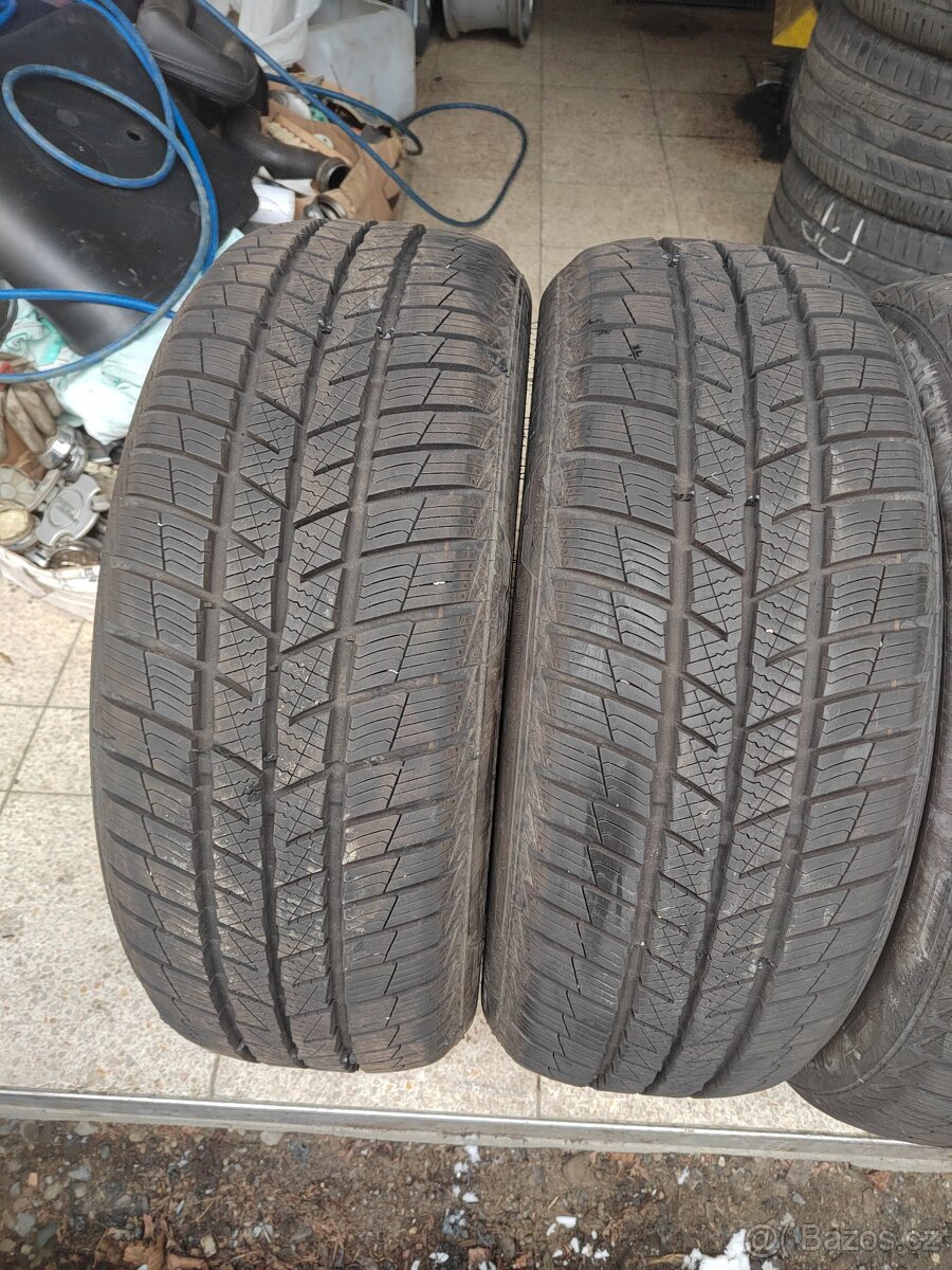 Prodám zánovní zimní pneu 205/55/17 Barum polaris 5 V XL - 7