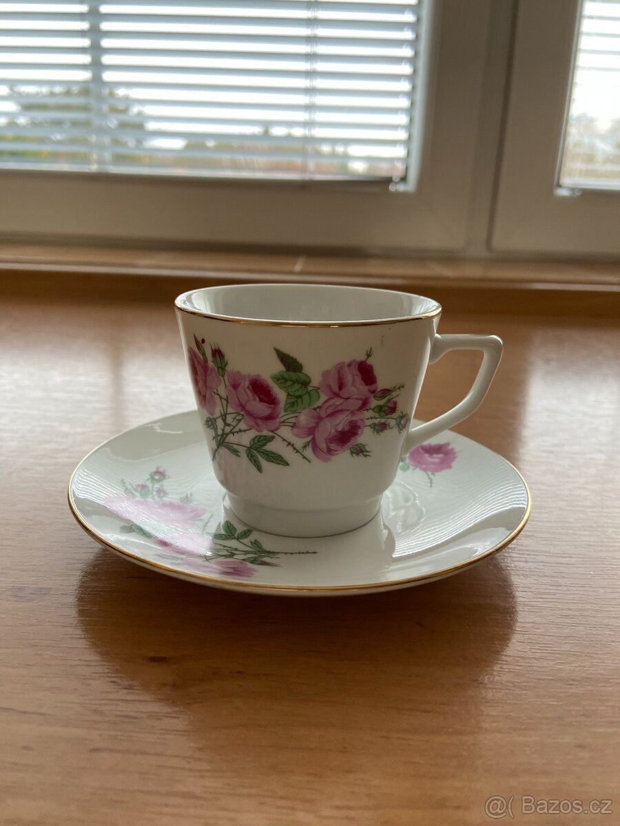 SADA KRÁSNÝCH 6 NOVÝCH KÁVOVÝCH HRNÍČKÚ S PODŠÁLKY - 7