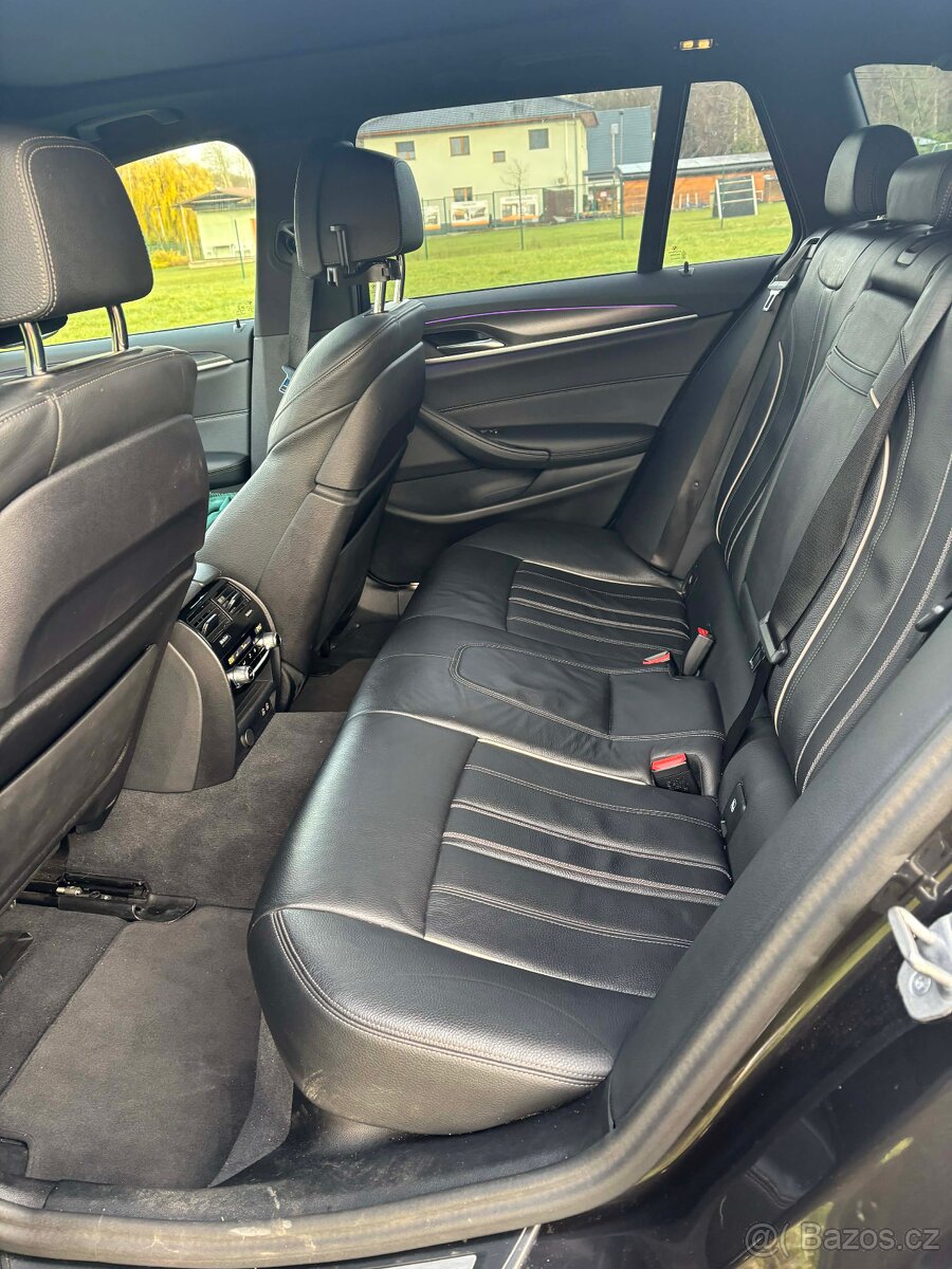 BMW Řada 5, 530d Touring xDrive M-paket, 2022 - 7