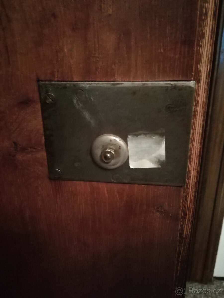 starožitný šatník Biedermeier - 7