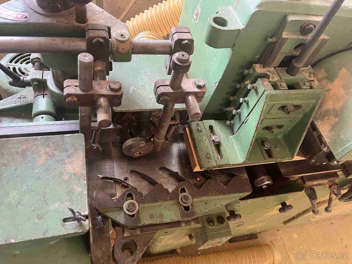 Čtyřstranná fréza - 7