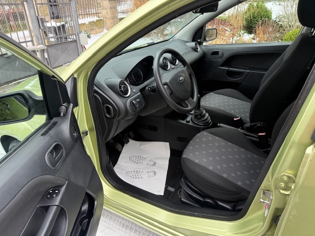 Ford Fiesta, 1,3i Top stav naj: 54000km - 7