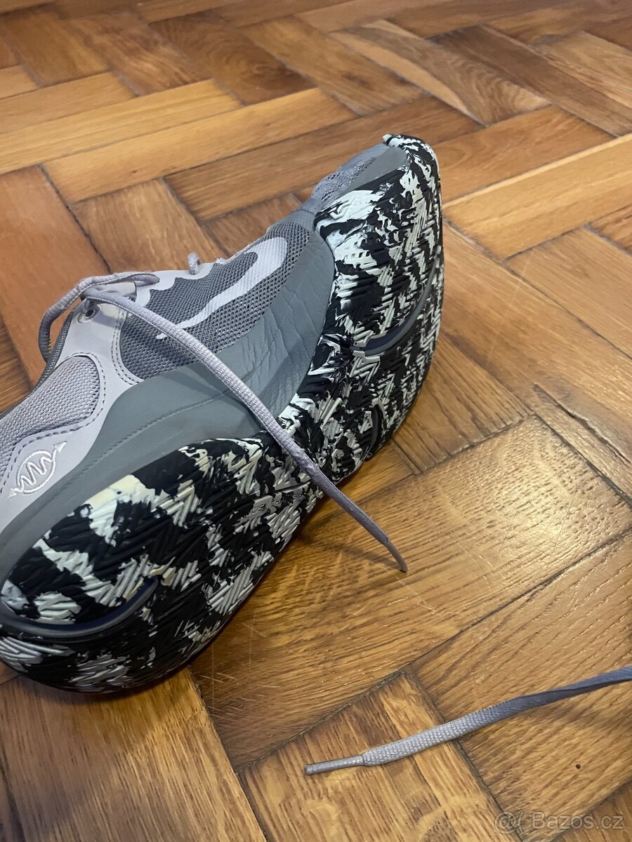 Nike Giannis Immortality 2 vel. 41 - 7