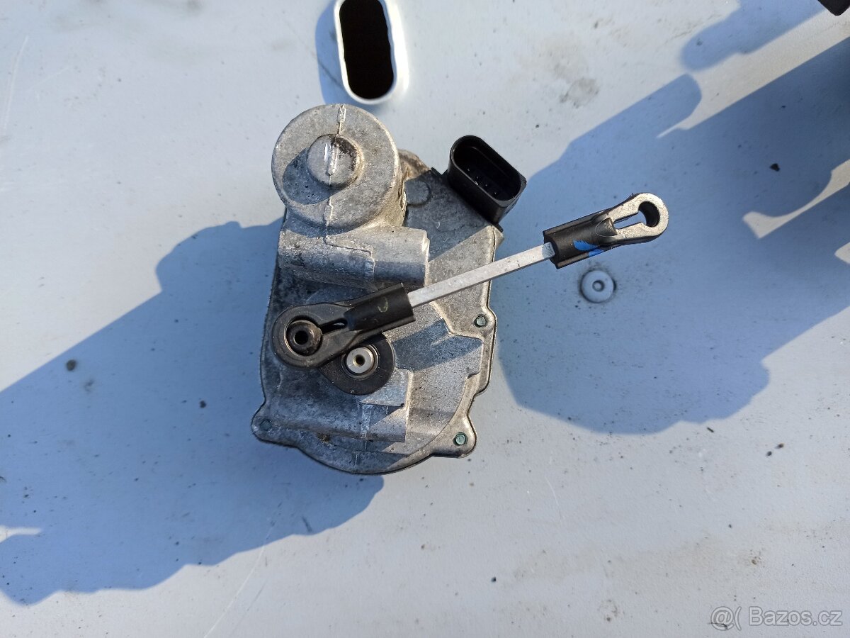 PŘÍSLUŠENSTVÍ MOTORU - AUDI 2.7TDi 132kW BPP - 7