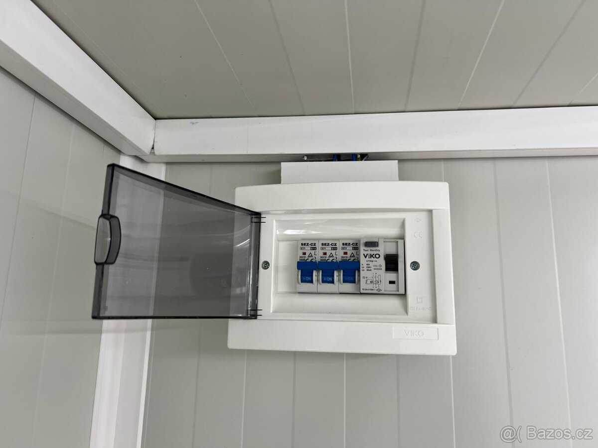 Kancelář / Obytný kontejner 6 x 3 metr - 7